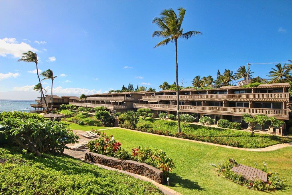 Kahana Sunset Hotel Kapalua Exterior photo